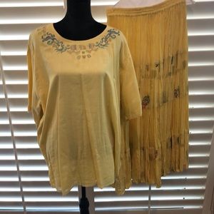 Masons II yellow top and skirt. Good summer look.